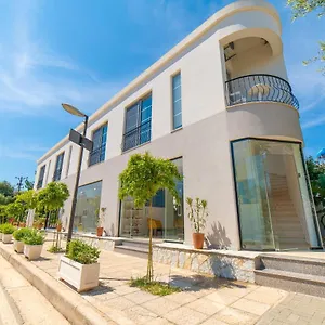 https://hotel-nebo.albaniahotels.org